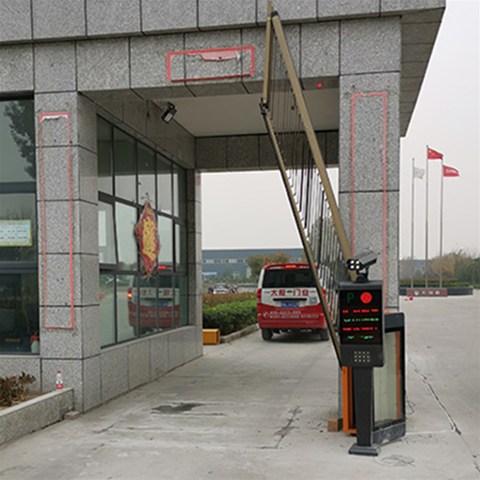 能展示廣告的道閘有哪些優(yōu)勢？